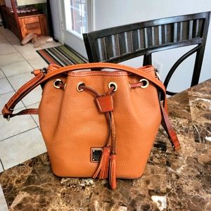 Dooney and bourke handbag